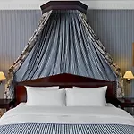 Le Dokhan's Arc De Triomphe, A Tribute Portfolio Hotel Paryż