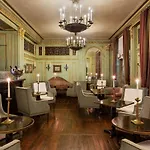 Hotel Le Dokhan's Arc De Triomphe, A Tribute Portfolio