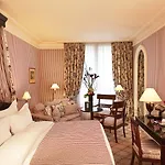 Hotel Le Dokhan's Arc De Triomphe, A Tribute Portfolio