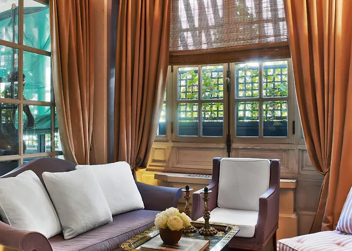 Le Dokhan's Arc De Triomphe, A Tribute Portfolio Hotel 5*