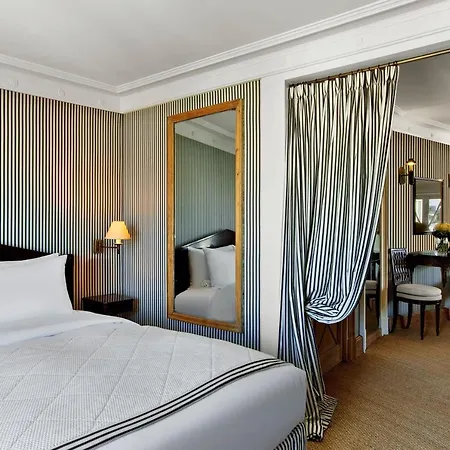 Le Dokhan's Arc De Triomphe, A Tribute Portfolio 5* Paris