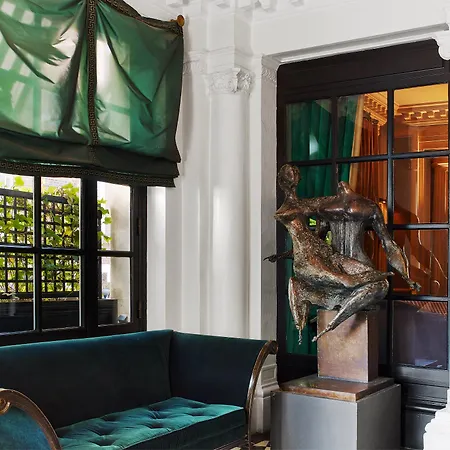 Le Dokhan's Arc De Triomphe, A Tribute Portfolio 5* Paris