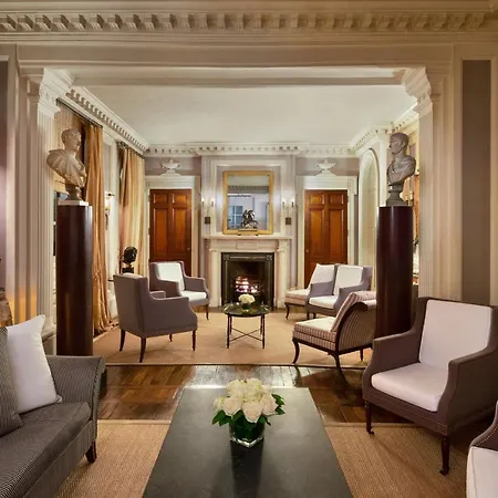 Hotel Le Dokhan's Arc De Triomphe, A Tribute Portfolio