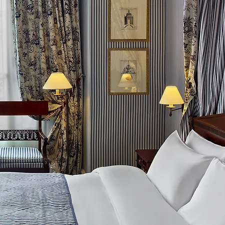 Le Dokhan's Arc De Triomphe, A Tribute Portfolio פריז