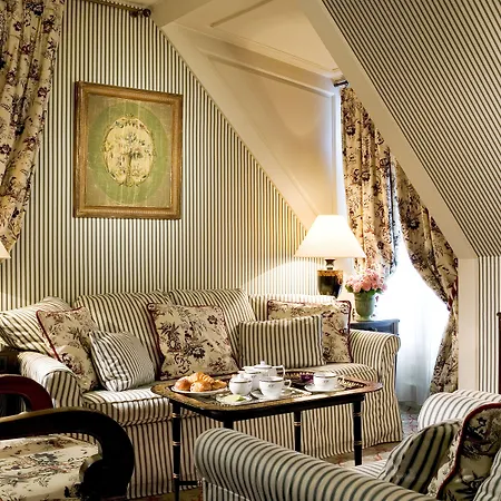 Hotel Le Dokhan's Arc De Triomphe, A Tribute Portfolio