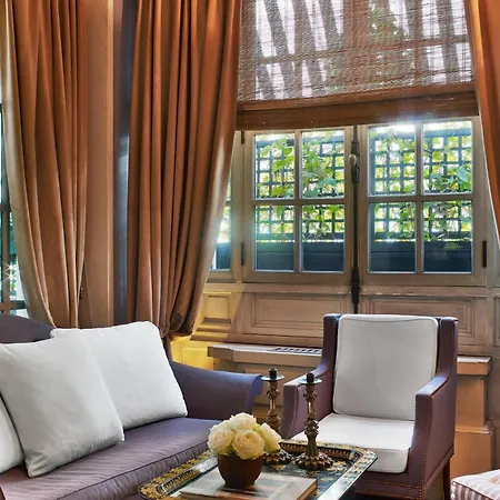 Le Dokhan's Arc De Triomphe, A Tribute Portfolio Hotel 4*