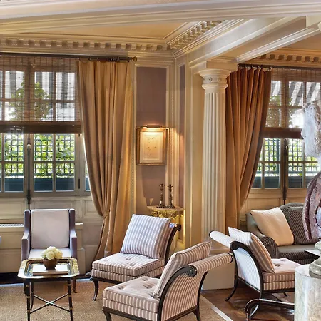 Le Dokhan's Arc De Triomphe, A Tribute Portfolio 5* Paris