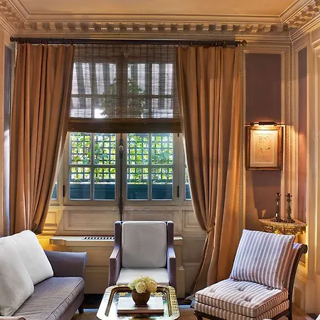 Le Dokhan's Arc De Triomphe, A Tribute Portfolio Hotel Paris