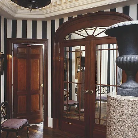 Le Dokhan's Arc De Triomphe, A Tribute Portfolio 5* Paris