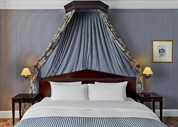 Le Dokhan's Arc De Triomphe, A Tribute Portfolio Hotel Parijs