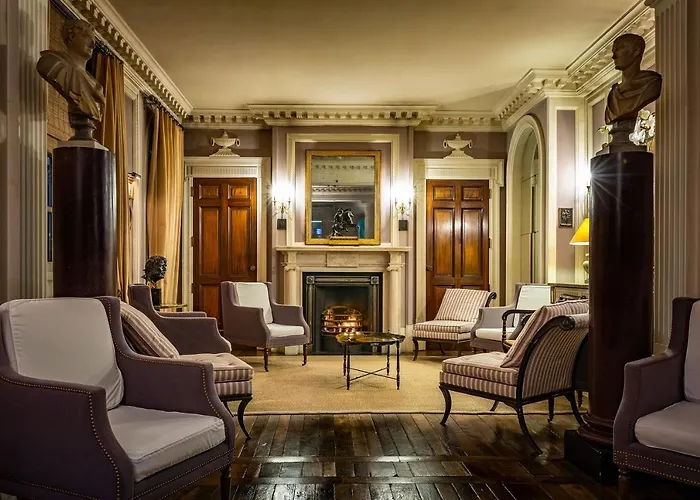 Le Dokhan's Arc De Triomphe, A Tribute Portfolio