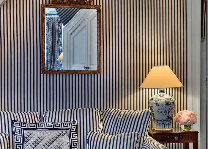 Le Dokhan's Arc De Triomphe, A Tribute Portfolio 4* Parijs