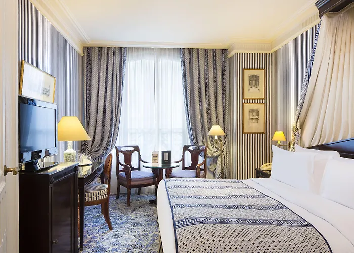 Le Dokhan's Arc De Triomphe, A Tribute Portfolio Parijs