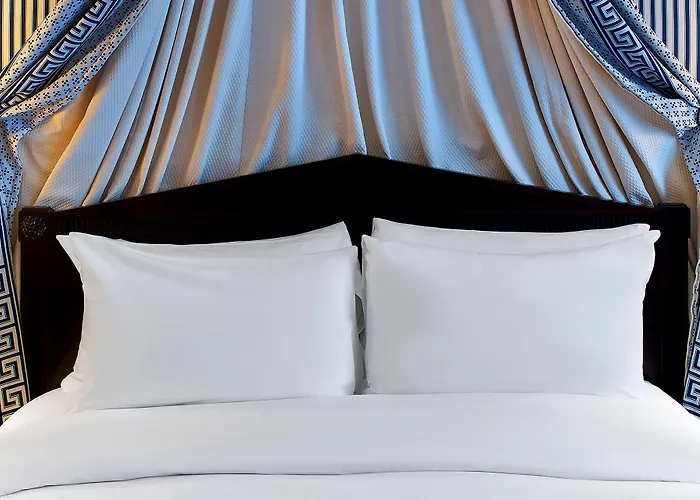 Le Dokhan's Arc De Triomphe, A Tribute Portfolio Hotel 4*