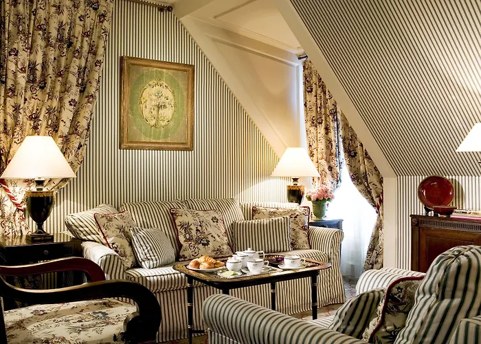 Hotel Le Dokhan's Arc De Triomphe, A Tribute Portfolio