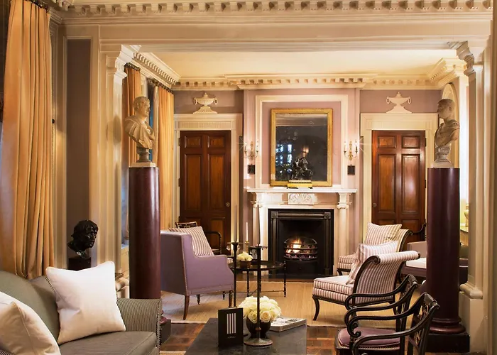 Le Dokhan's Arc De Triomphe, A Tribute Portfolio Hotel Parijs