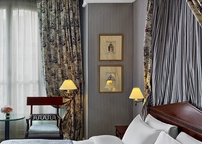 Le Dokhan's Arc De Triomphe, A Tribute Portfolio Hotel