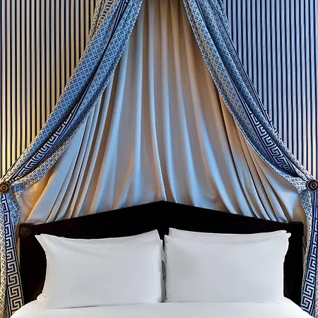 Le Dokhan's Arc De Triomphe, A Tribute Portfolio 4* Paris