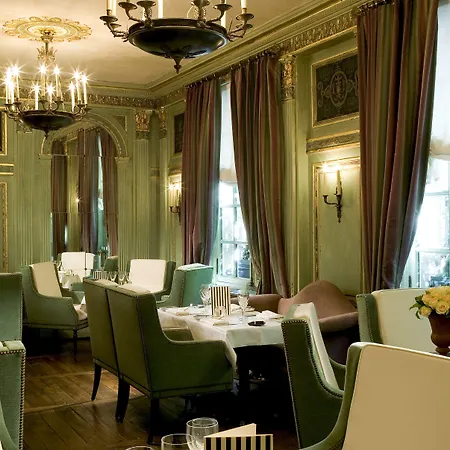 Hotel Le Dokhan's Arc De Triomphe, A Tribute Portfolio