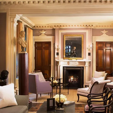 Le Dokhan's Arc De Triomphe, A Tribute Portfolio Hotel Paris